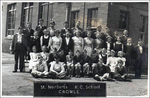 St Norbert's - class photo 1947-49 (?)