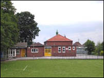 closeup - St Norberts School, Crowle - 2004