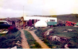 onion dome + cottage - Dooey North, 1977